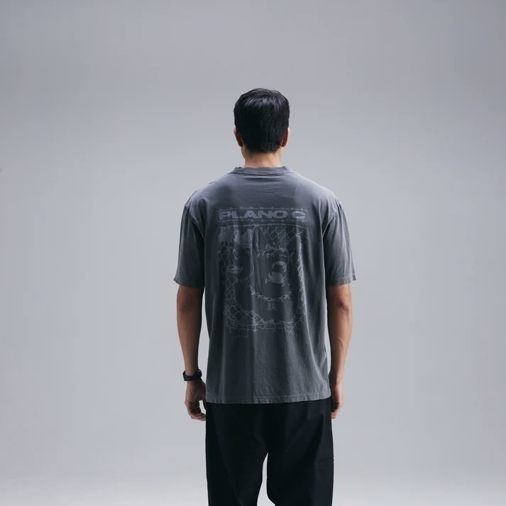 CAMISETA PLANO C - FIERCE DOGS STONE