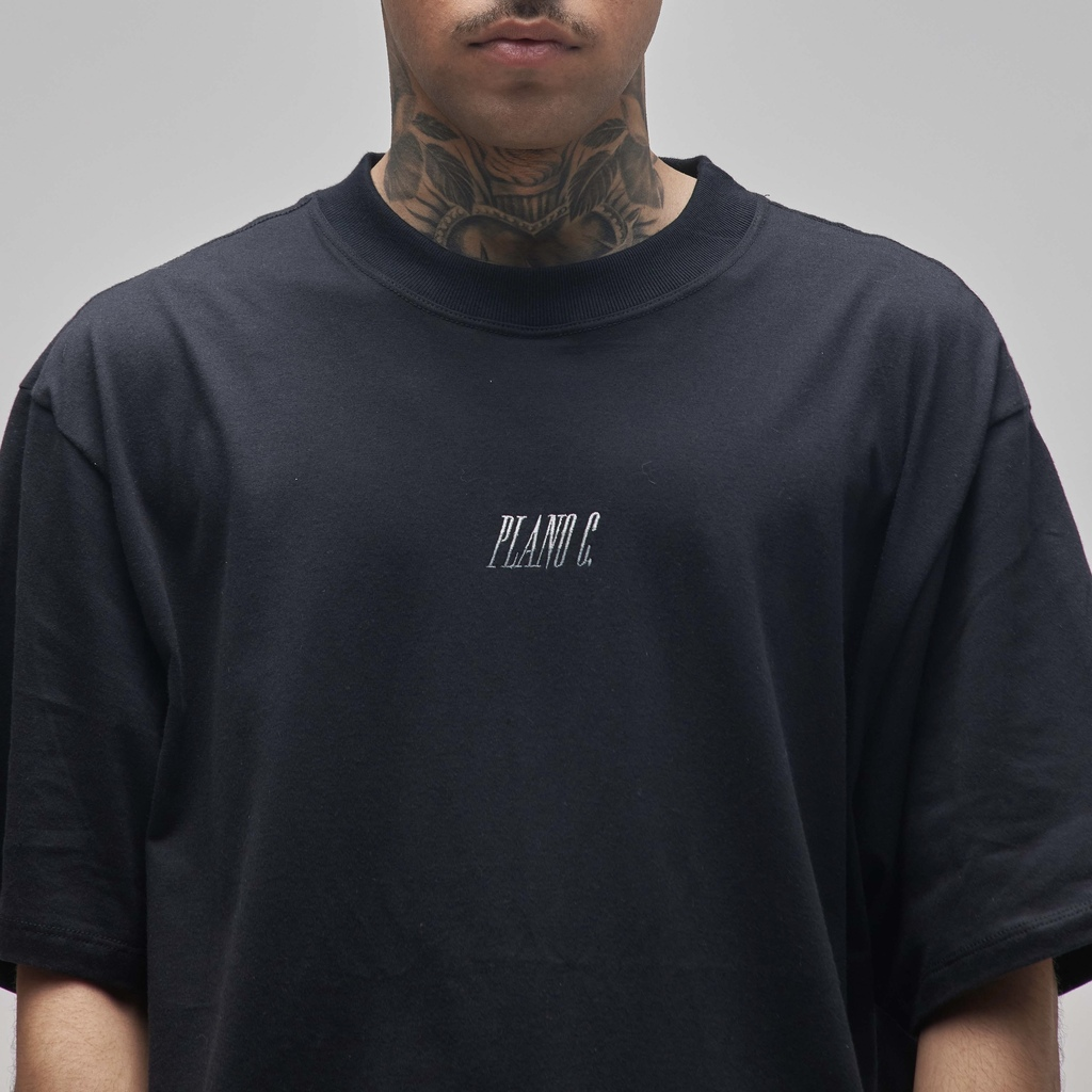 CAMISETA PLANO C - LOGO GRADIENT PRETO