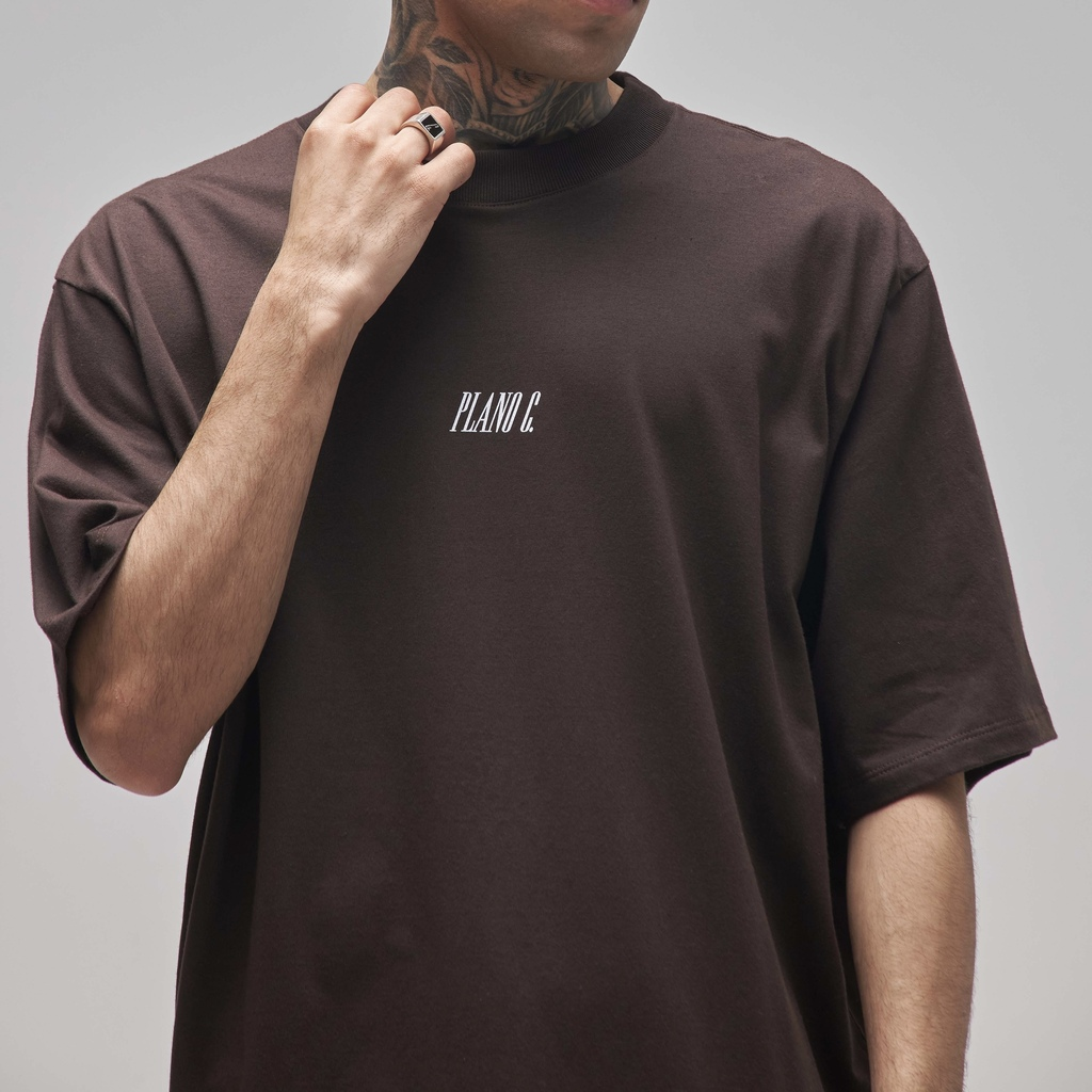 CAMISETA PLANO C - LOGO GRADIENT MARROM