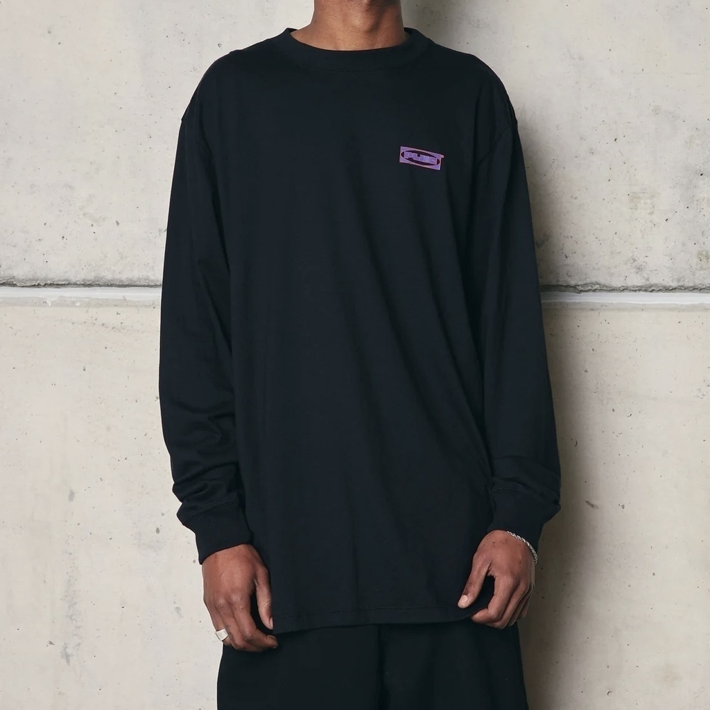 CAMISETA PLANO C - LONG SLEEVE LOGOS PRETA