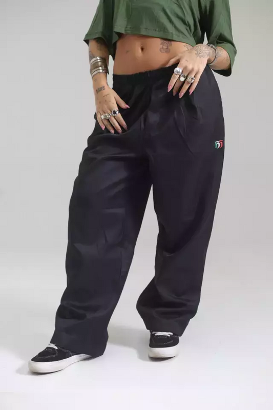 CALÇA MAFIUSU - PRETA RETA UNISSEX