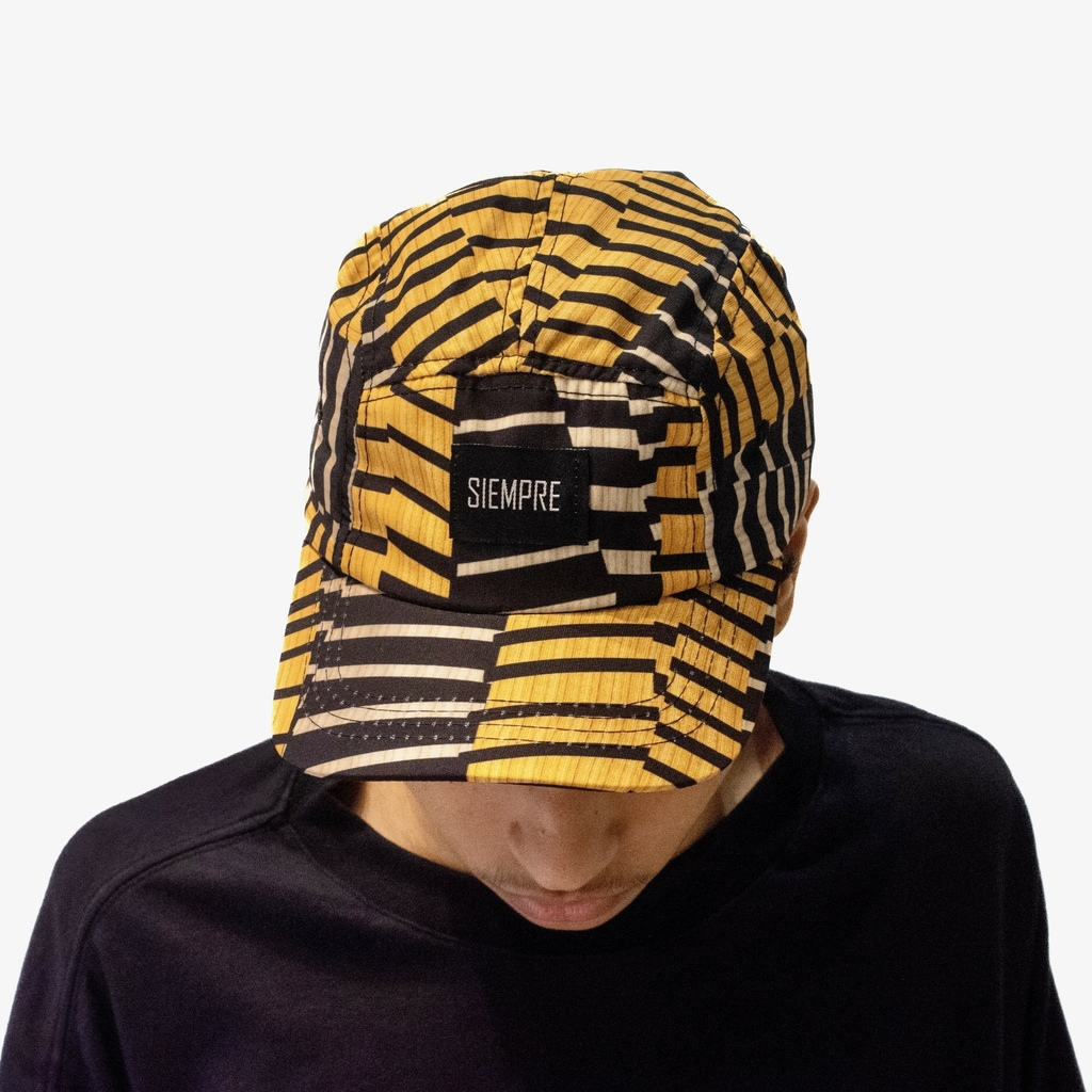 BONÉ SIEMPRE - SCRIBBLE GOLD