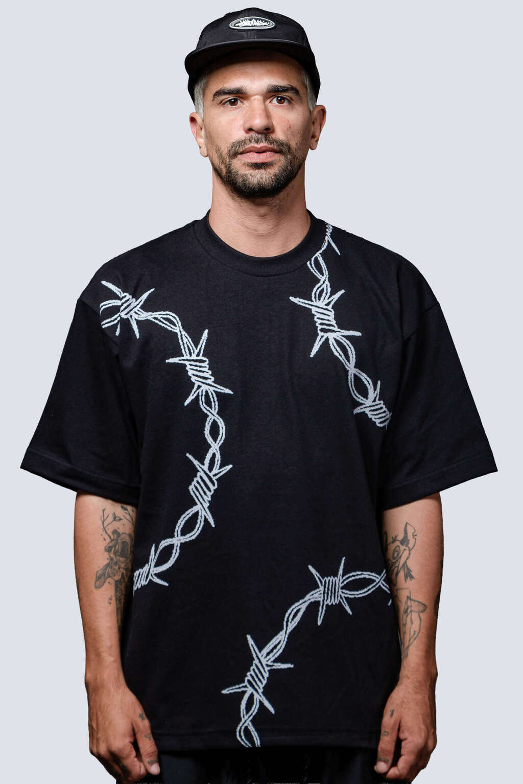 CAMISETA CHRONIC - ARAME REATIVO PRETO