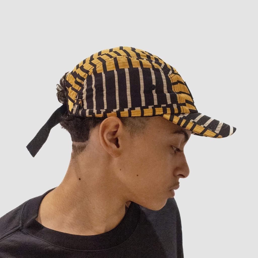 BONÉ SIEMPRE - SCRIBBLE GOLD