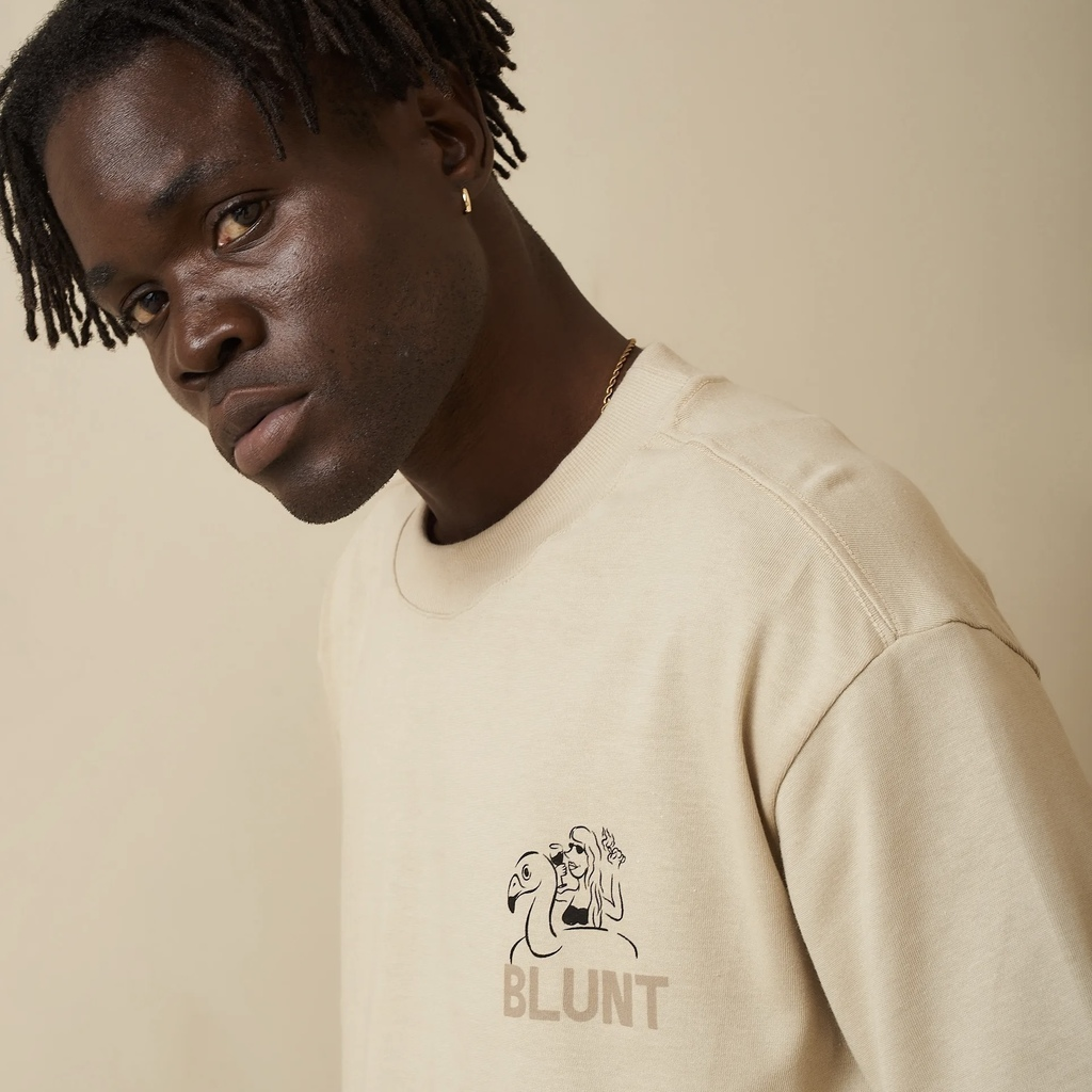 CAMISETA BLUNT - SLASHOUT PREMIUM BEGE