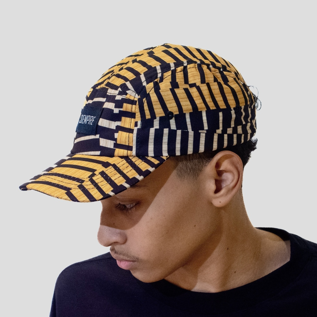 BONÉ SIEMPRE - SCRIBBLE GOLD